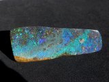 ボルダーオパールの標本を１点アップしました