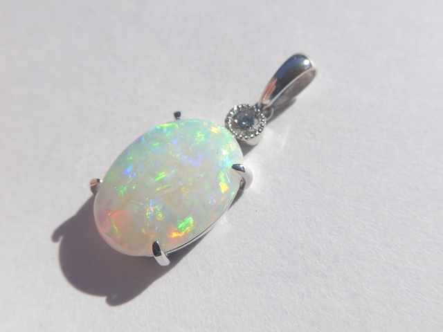 ホワイトオパールペンダント｜ホワイトオパール｜オパール 